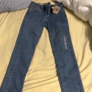 Levi high rise skinny Jean